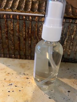 Men 2 ounce cologne