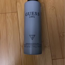 GUESS DEODORIZING BODY SPRAY