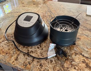 Instant Pot Air Fryer Lid with Basket - 6 Quart Volume