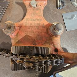 Ridgid 1/2"-8" Pipe Clamp