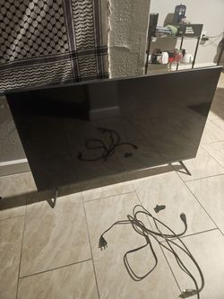 Samsung 42" smart tv 4k hd