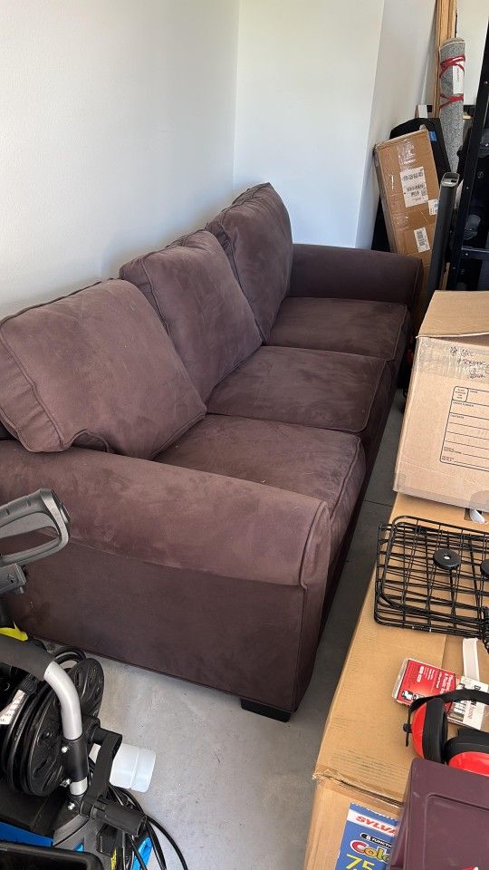 Brown Velvet Sleepsofa Queen Sofa (Great condition)