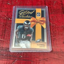 Devonta Smith gifted Rookie Optics