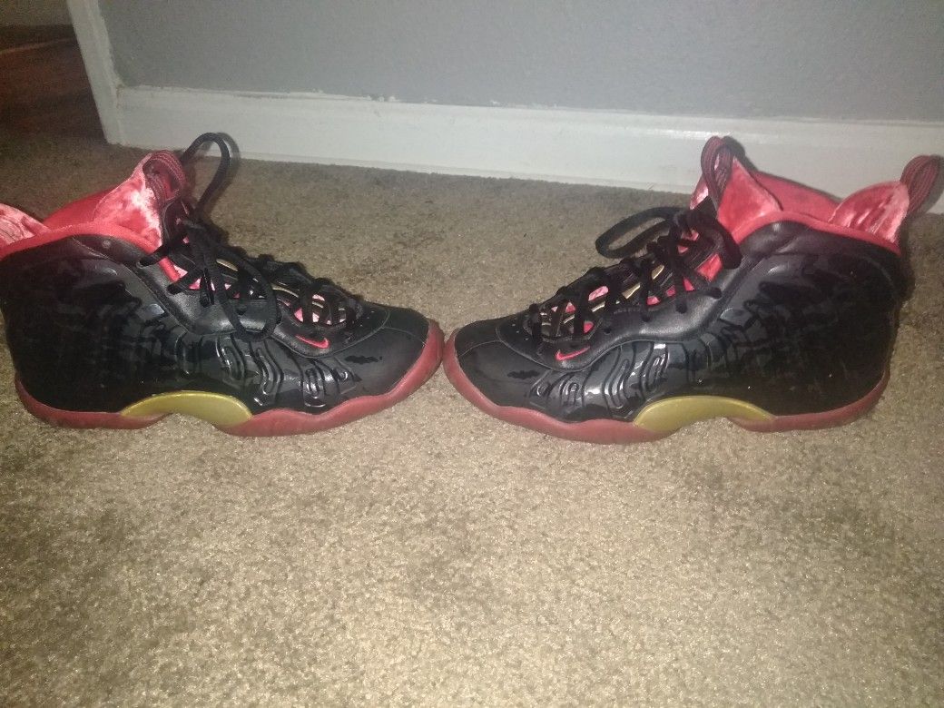 Nike vamposites size 5