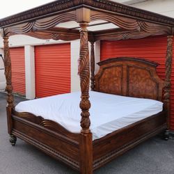 King Size Solid Oak Canopy Bed