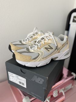 New Balance 530 Running - Beige/Silver - Unisex Men’s 8/Women’s 9.5