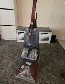 Hoover PowerScrub Deluxe Carpet Cleaner Machine
