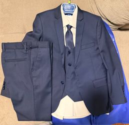 Boys 5 piece suit set, size 8