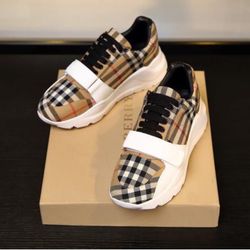 Burberry Shoes 