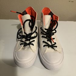 Women’s Hi Top Converse 