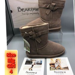 Bear Paw Live life Comfortable Taupe Big Girl Size 4