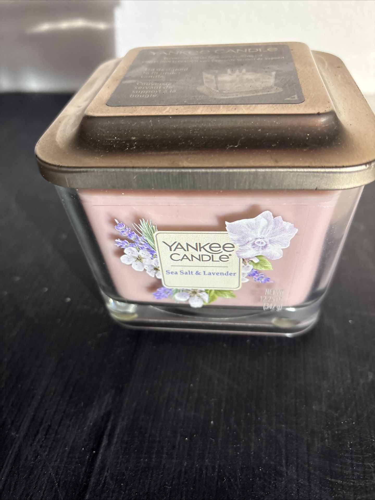 Yankee Candle Sea Salt & Lavender 12.25 Oz New 