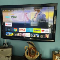 Tv Panasonic 50 Inch , Tv Wall Mount and Fire Tv Included 