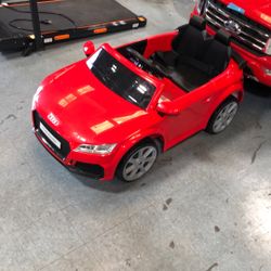 Audi Roadster Child Power Car 