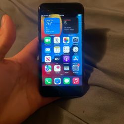 iPhone 8 Unlocked For Any Carrier 