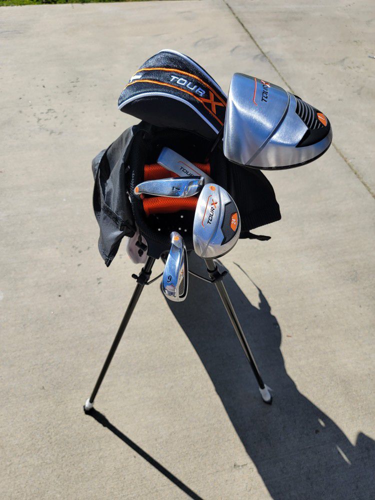 Tour X 5 PC Boys Size 3 Golf Set And Small Glove