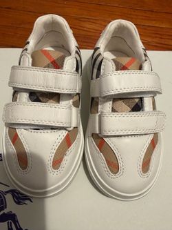 Burberry toddler shoes