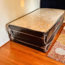 Queen Mattress Come With Free Box Spring - Same Day Delivery 