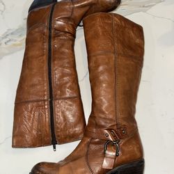 Clark’s  women’s boots size 9