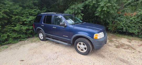 2005 Ford Explorer