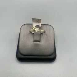 10 KT REAL GOLD CZ RING 