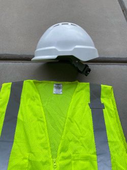 HARDHAT Construction &🦺 Vest
