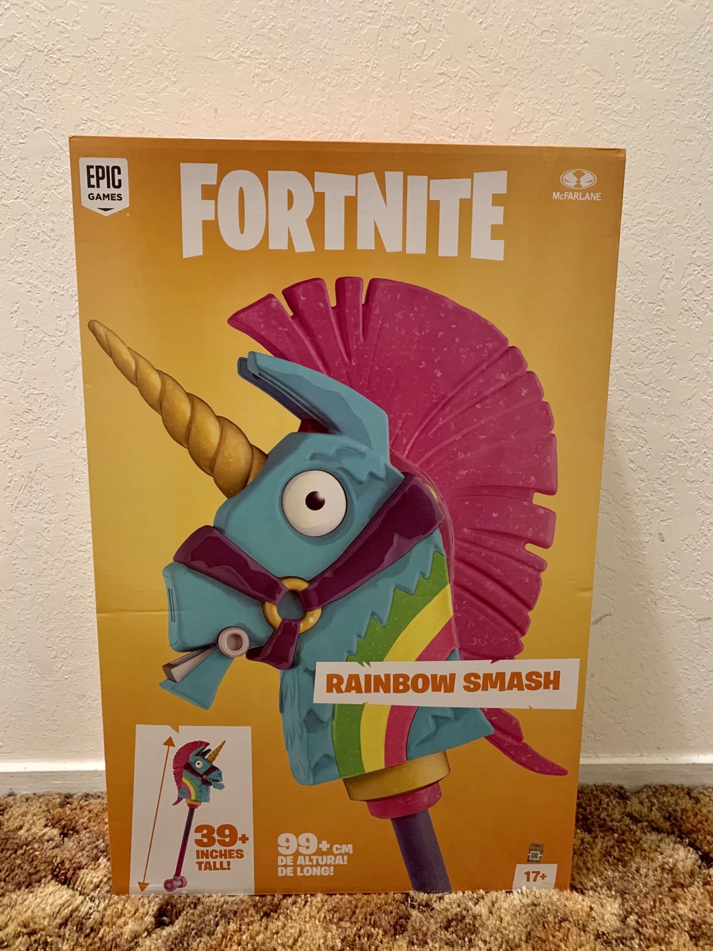 Mcfarlane Fortnite 39 inch Deluxe Rainbow Smash Pickaxe Lifesize Prop