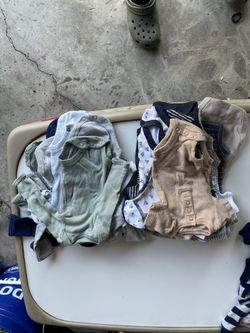 Premie/newborn Clothes 