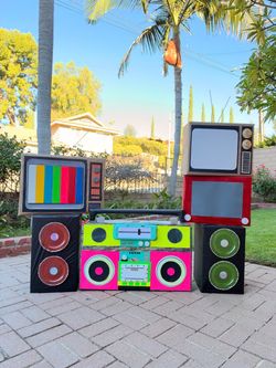 Retro 80s party Decor