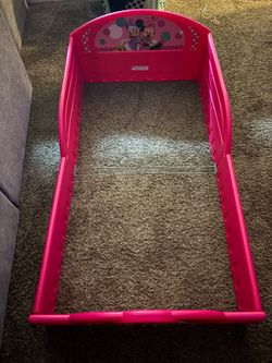 Minnie Mouse toddler bed frame