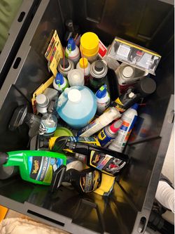 FREE CAR DETAILING PRODUCTS AND STORAGE CONTAINER