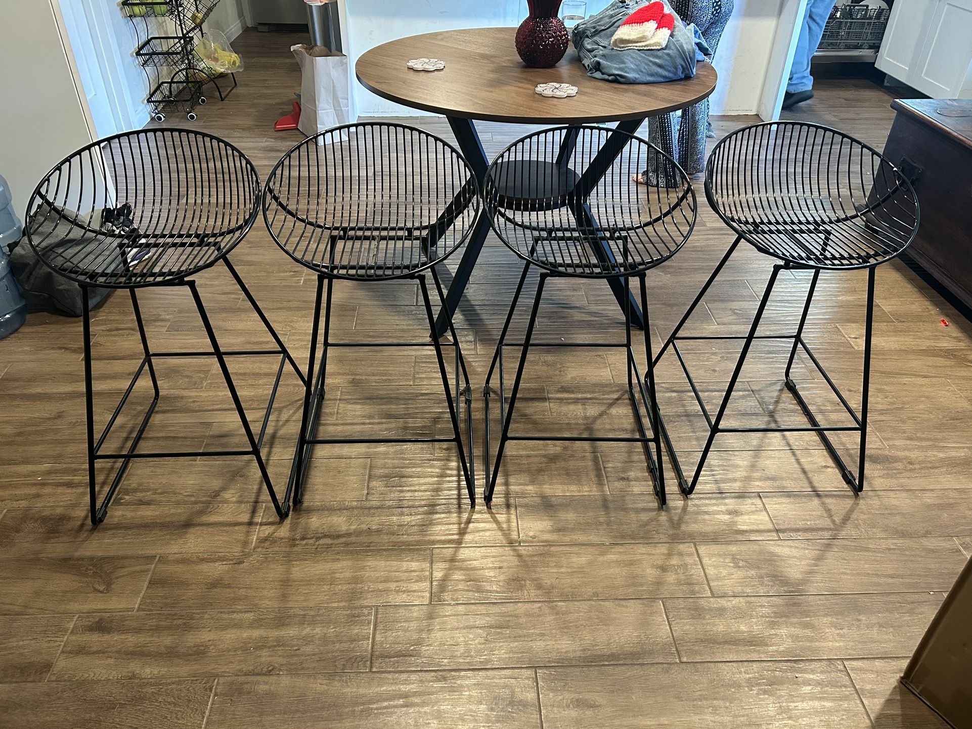 4 Counter Height Stools