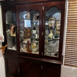 China Cabinet / Display cabinet 