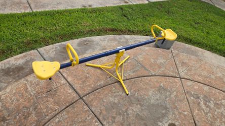 Kids Seesaw Teeter Totter Outdoor Toy