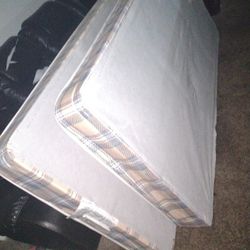 2 Twin Size Bed Frames