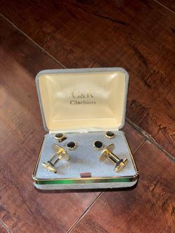 C&R Clothiers Gold Cufflinks and Studs Set
