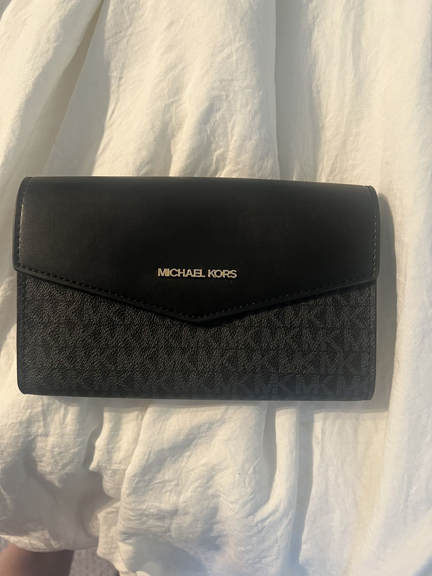 Michael Kors Clutch 