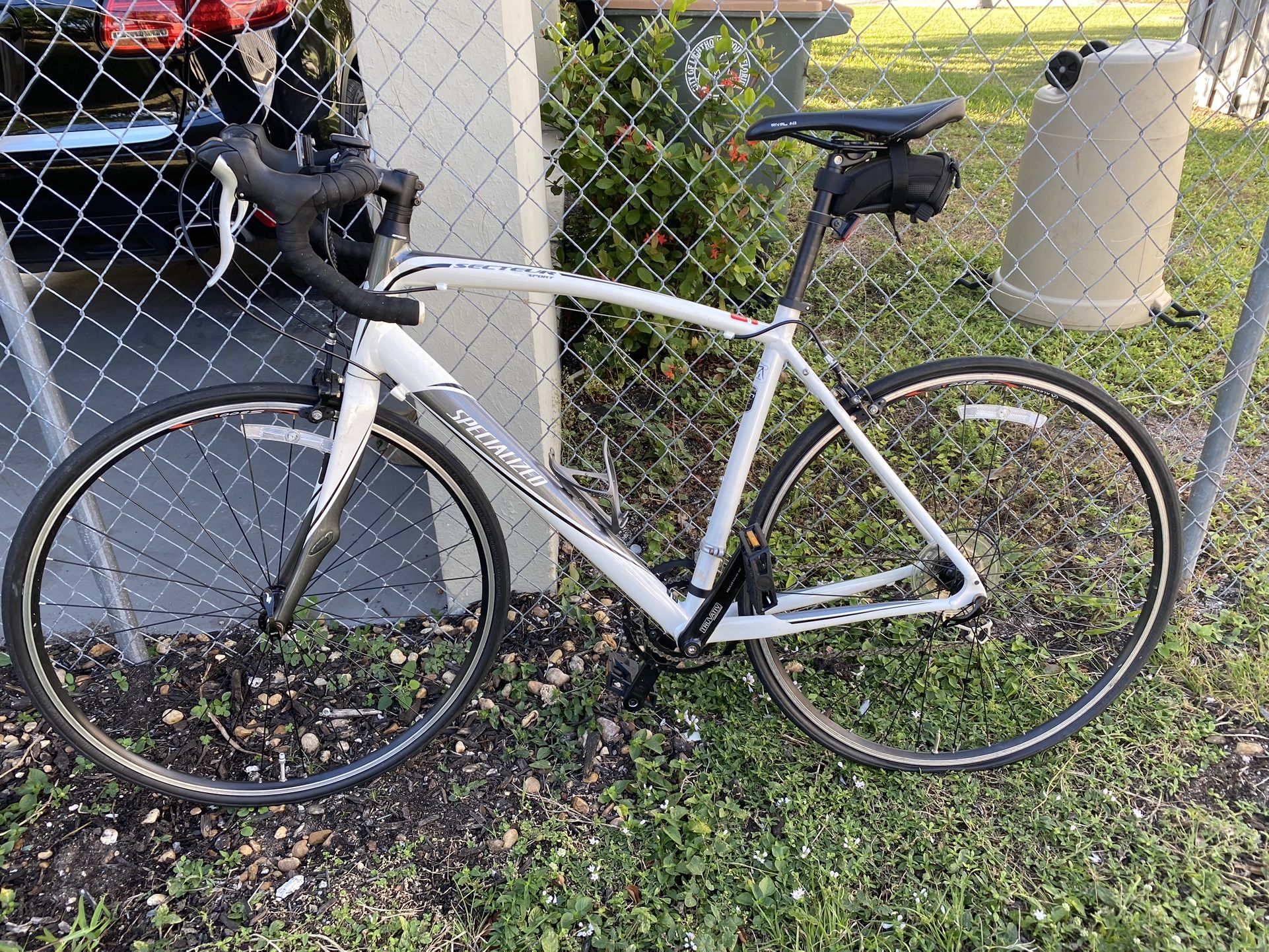 Specialized Secteur Sport Road Bike