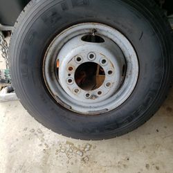 Michelin Truck Tire 235 85 16