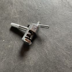 Bicycle Chain Breaker 