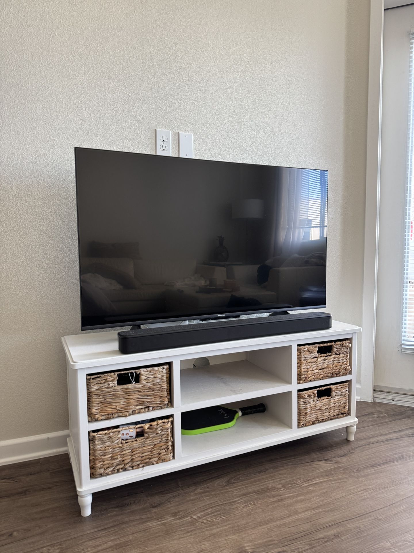 Hisense 50” 4K ULED Smart TV (Model 50U6H)