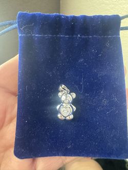 925 Sterling Silver Bear With Moissanite Pendant