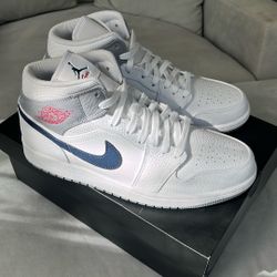 Air Jordan 1 Mid Pl Paris
