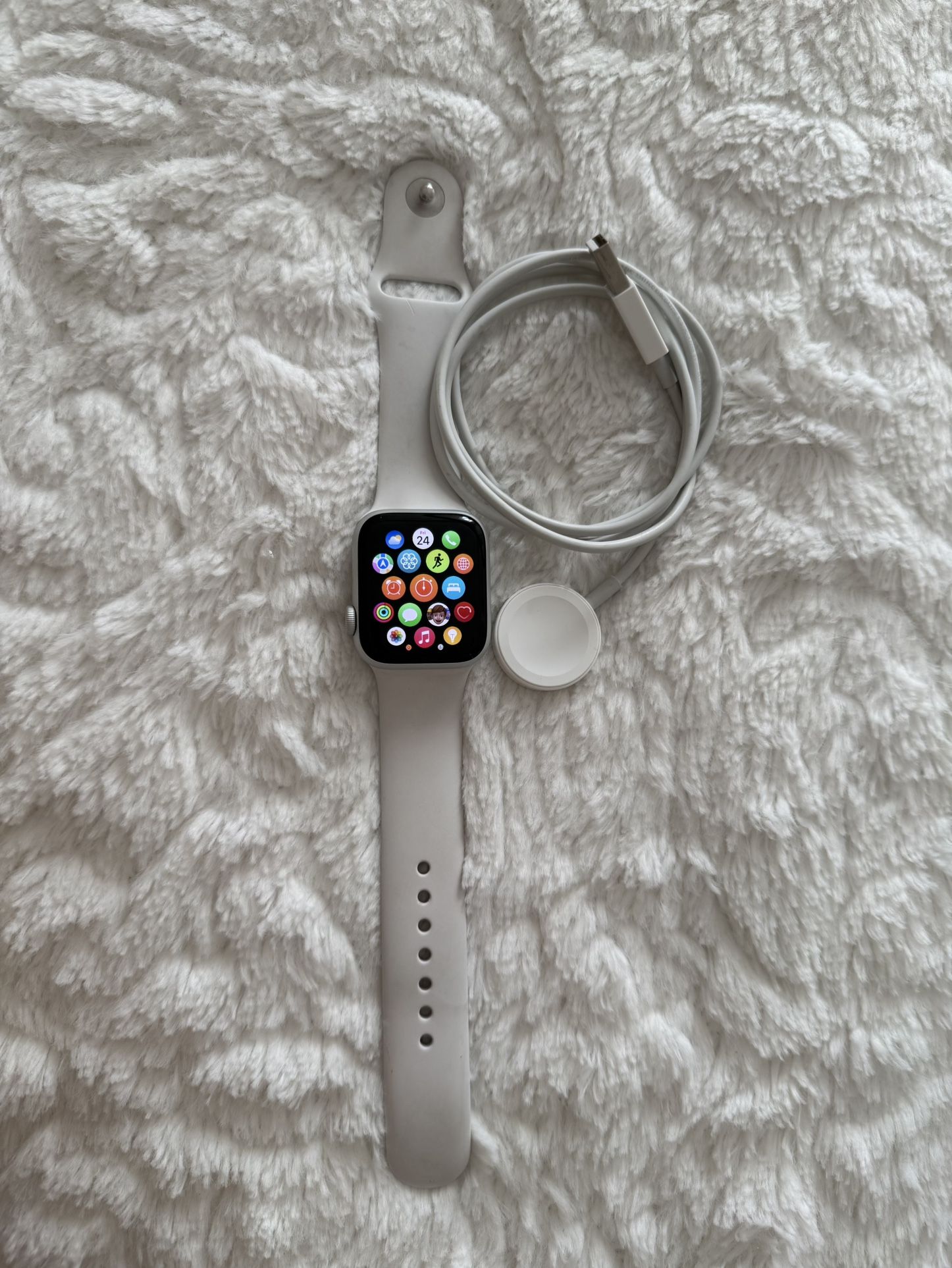 Apple Watch SE (40MM)