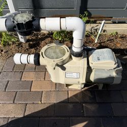 Pentair WhisperFlo Pool Pump – Works Good