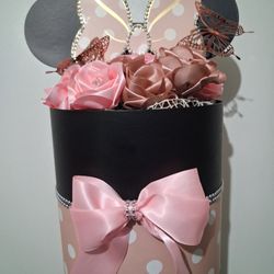 Minnie Center Piece