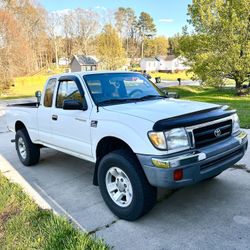 1998 Toyota Tacoma Prerunner Xtracab Pickup