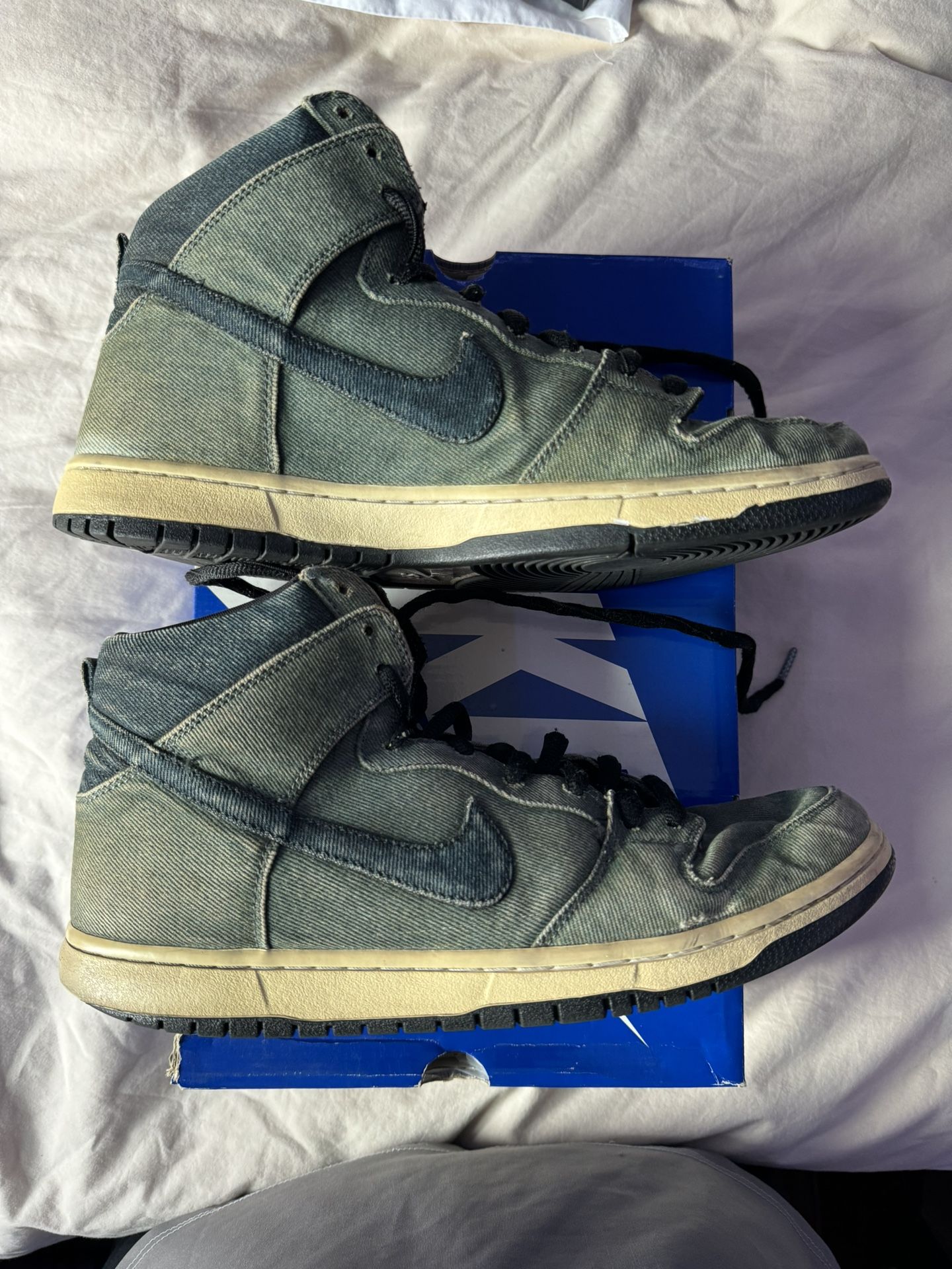 2011 Nike SB Dunk high Green Denim Size 11 Used