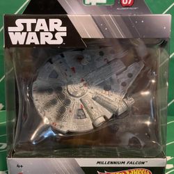 Hot Wheels Star Wars 2023 Starships Select #07 Millennium Falcon
