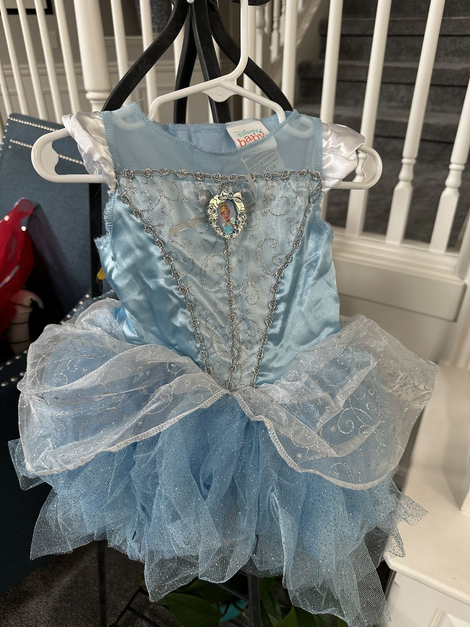 New Disney Baby Costume, Cinderella Size 6-12 Months